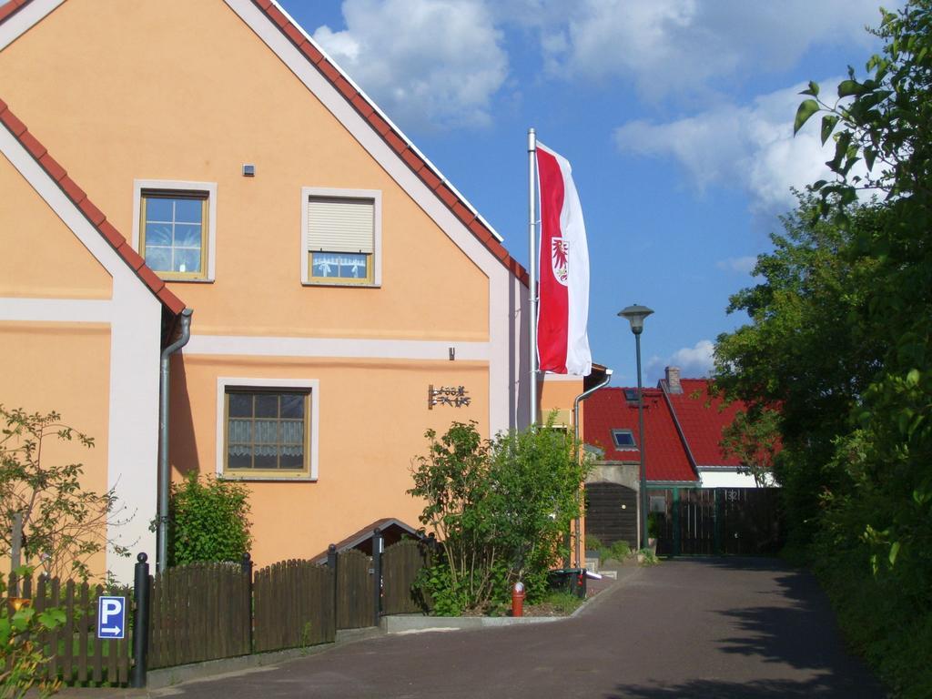 Steffis Zimmervermietung Gräben Exterior foto